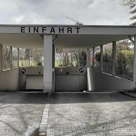 Apartment Mit Balkon Und Privatparkplatz