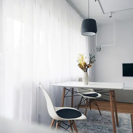 Mit Balkon Und Privatparkplatz Lejlighed Augsburg